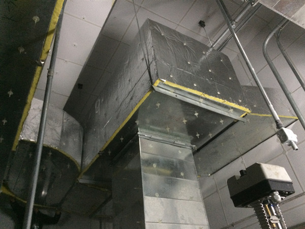 離心玻璃棉玻纖風管-尤特森玻璃棉廠家