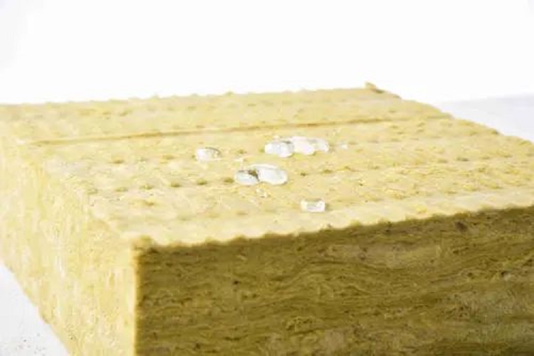 巖棉保溫板厚度不一樣，會(huì)影響其導(dǎo)熱系數(shù)嗎?