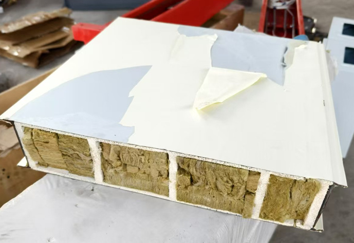 復合巖棉板的表面層材料有哪些類型